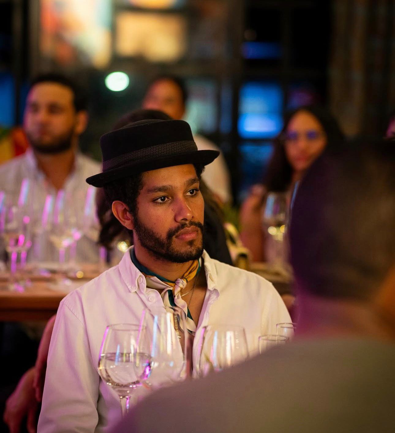 Attendee at ABC del Vino wine tasting event