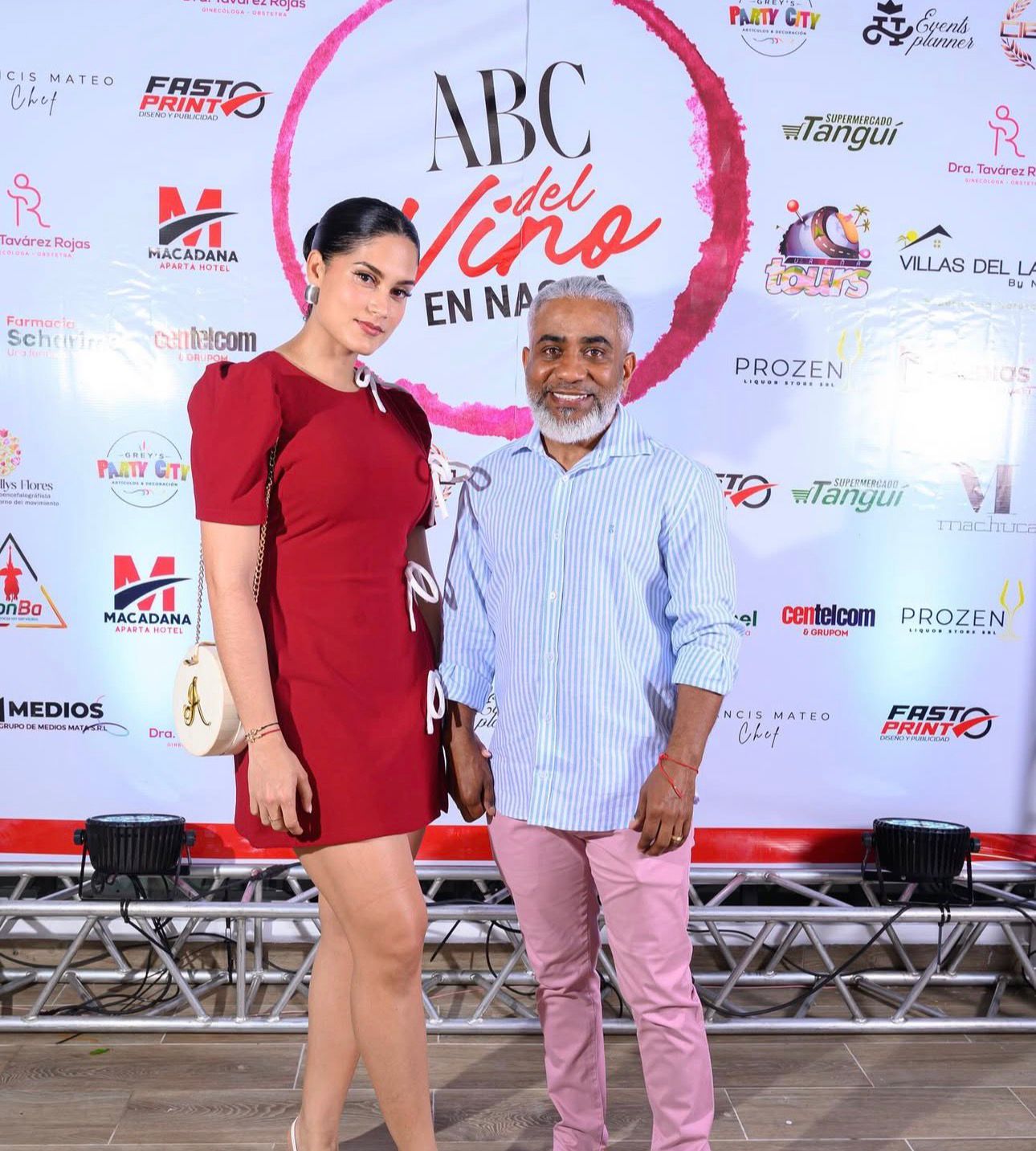 Couple at ABC del Vino event